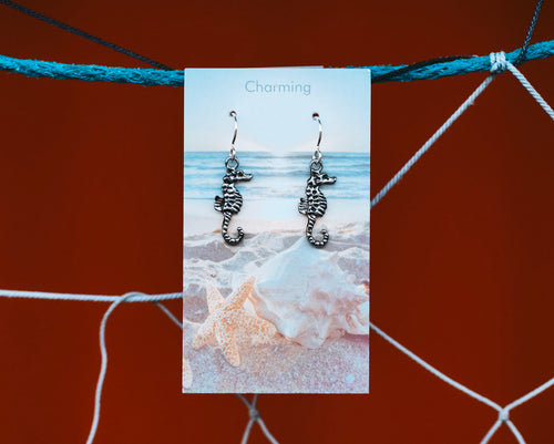 Charming Sterling Silver Seahorse Earring